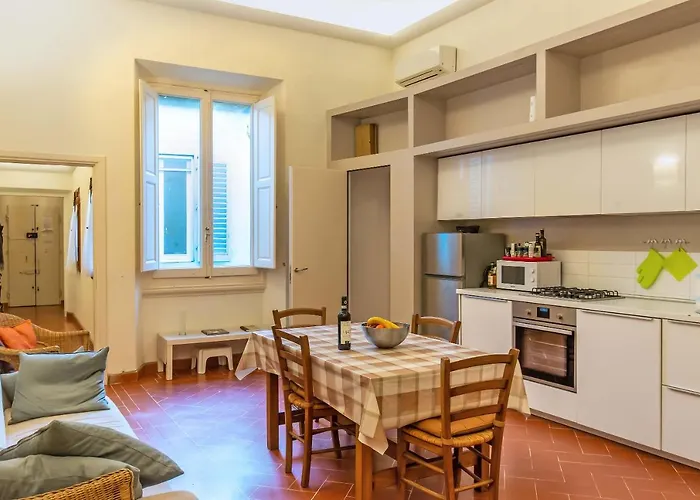 Lovely Flat In The Historical Palazzo Gherardi