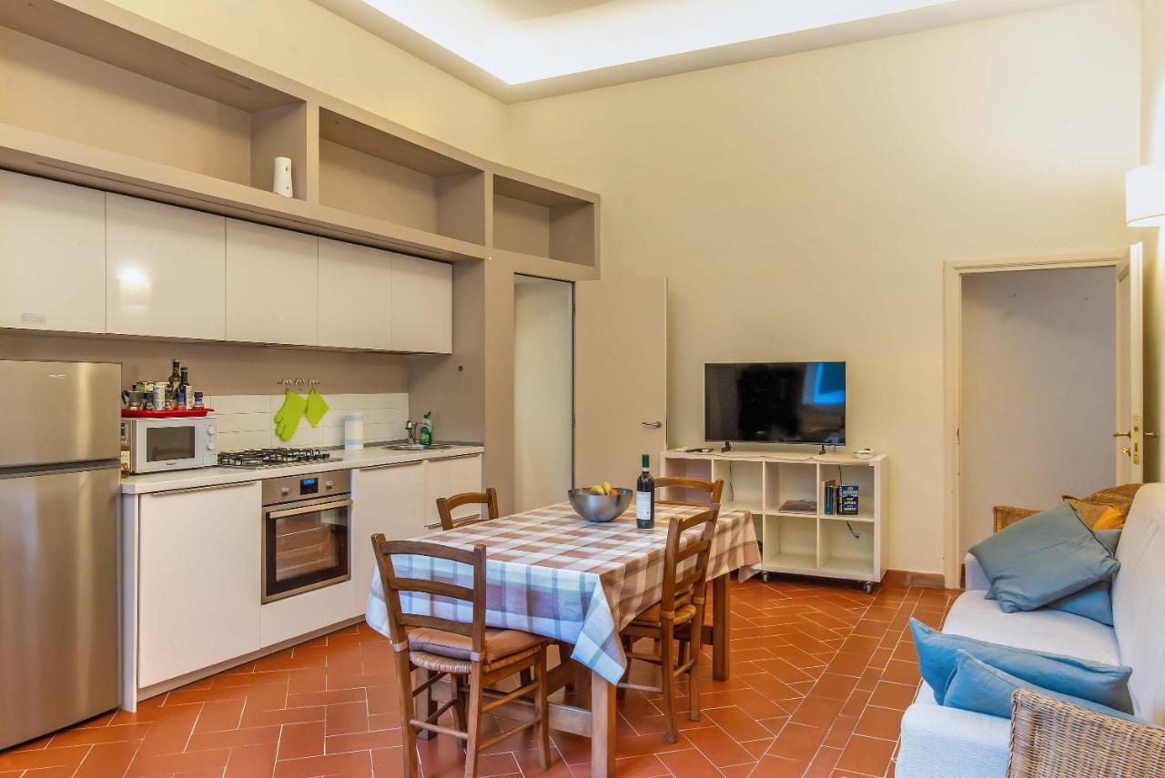 Lovely Flat In The Historical Palazzo Gherardi Apartment Florenz